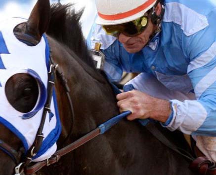 Texas Governor Signs Legislation To Benefit State Racing Industry